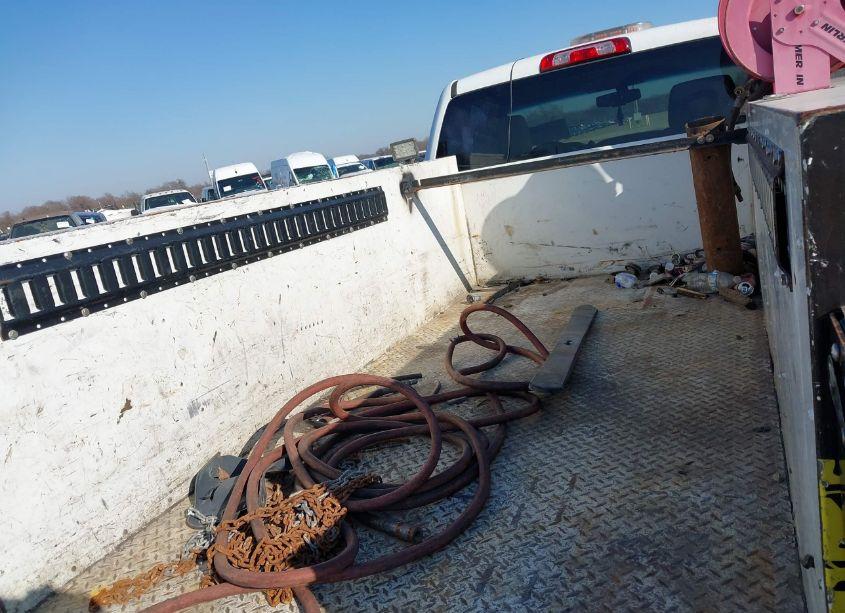 Photo 8 of 2017 Chevrolet Silverado 2500HD WT (VIN 1GC0CUEG9HZ303466)