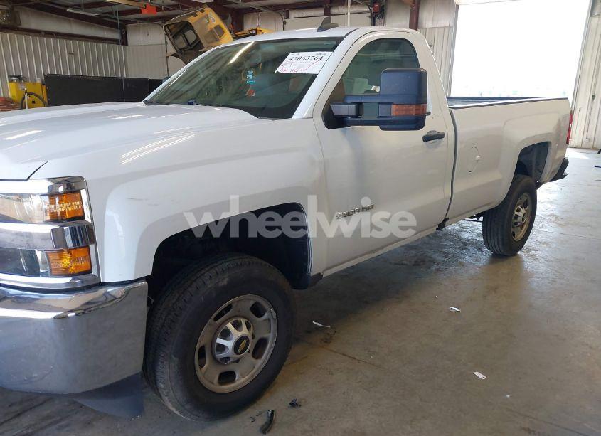 Photo 2 of 2017 Chevrolet Silverado 2500HD WT (VIN 1GC0CUEGXHZ300303)