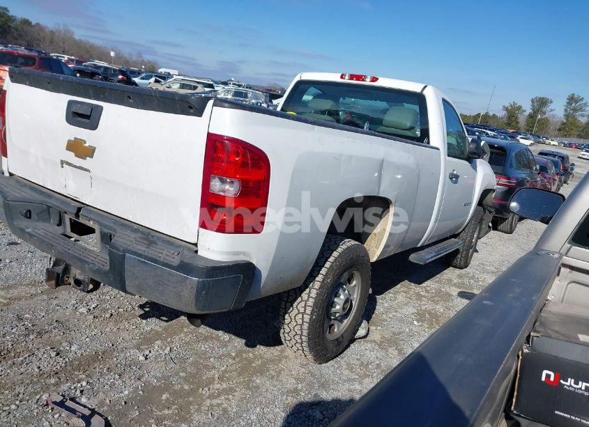 Photo 4 of 2013 Chevrolet Silverado 2500HD WORK TRUCK (VIN 1GC0CVCG1DF143877)