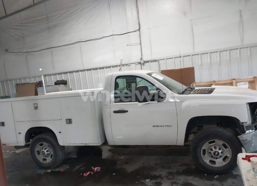 Photo 13 of 2012 Chevrolet Silverado 2500HD WORK TRUCK (VIN 1GC0CVCG7CF236062)