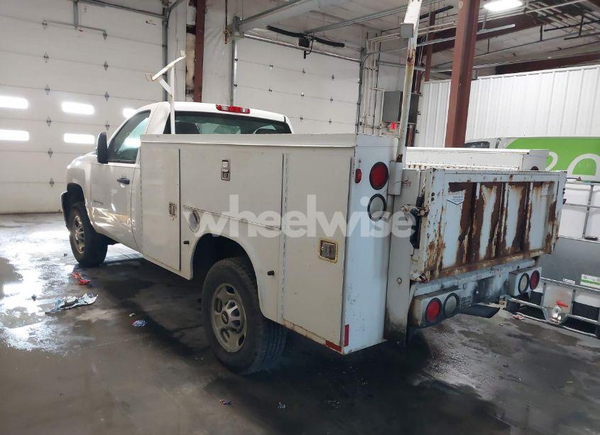 Photo 3 of 2012 Chevrolet Silverado 2500HD WORK TRUCK (VIN 1GC0CVCG7CF236062)