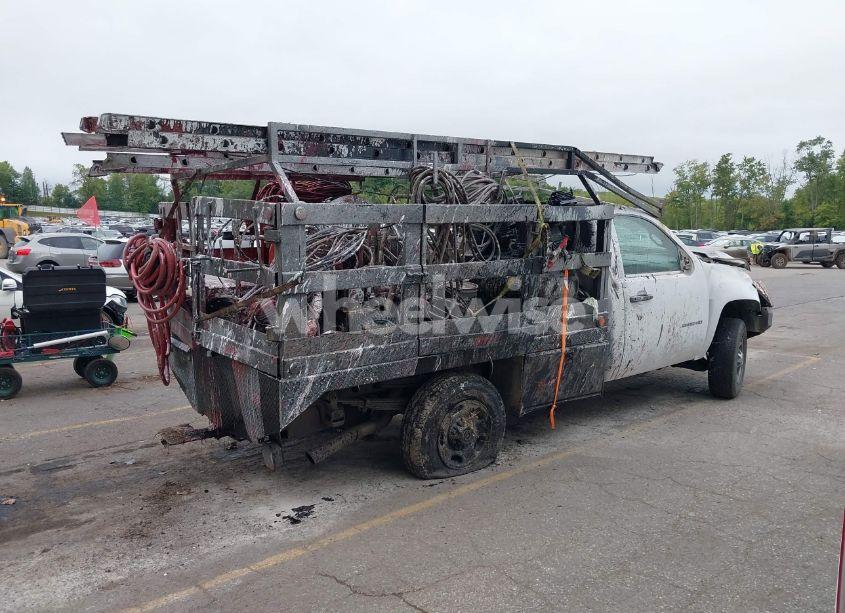 Photo 4 of 2011 Chevrolet Silverado 2500HD WORK TRUCK (VIN 1GC0CVCGXBF154678)