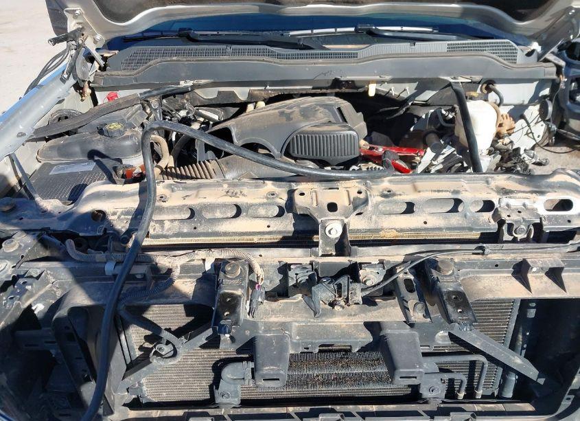 Photo 10 of 2019 Chevrolet Silverado 2500HD WT (VIN 1GC0KREG2KF238100)