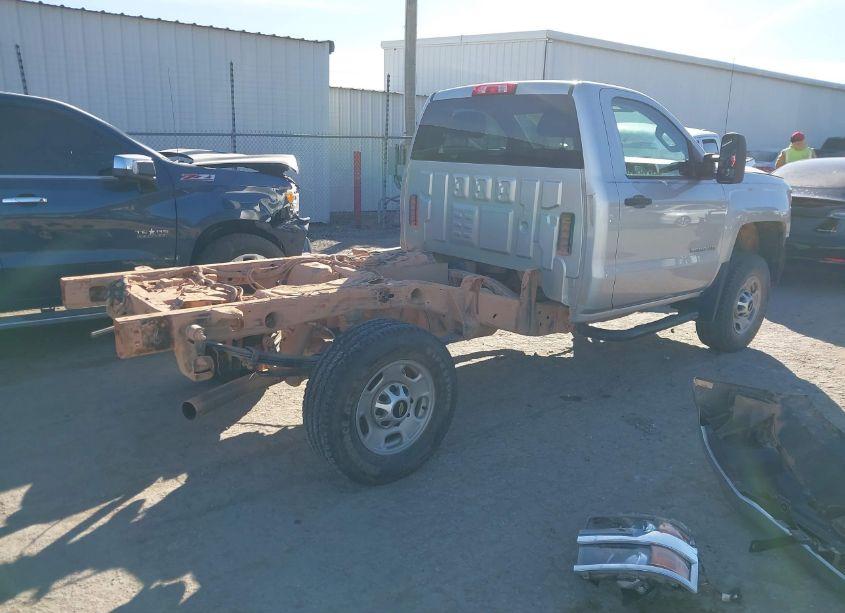 Photo 4 of 2019 Chevrolet Silverado 2500HD WT (VIN 1GC0KREG2KF238100)