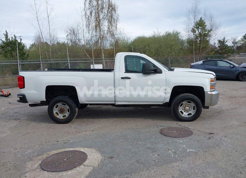 Photo 13 of 2015 Chevrolet Silverado 2500HD WT (VIN 1GC0KUEG1FZ142126)