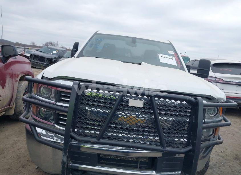 Photo 13 of 2017 Chevrolet Silverado 2500HD WT (VIN 1GC0KUEG7HZ253590)