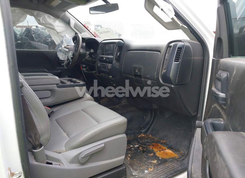 Photo 5 of 2017 Chevrolet Silverado 2500HD WT (VIN 1GC0KUEG7HZ253590)