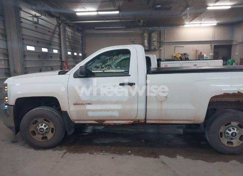 Photo 13 of 2015 Chevrolet Silverado 2500HD WT (VIN 1GC0KUEG8FZ111083)