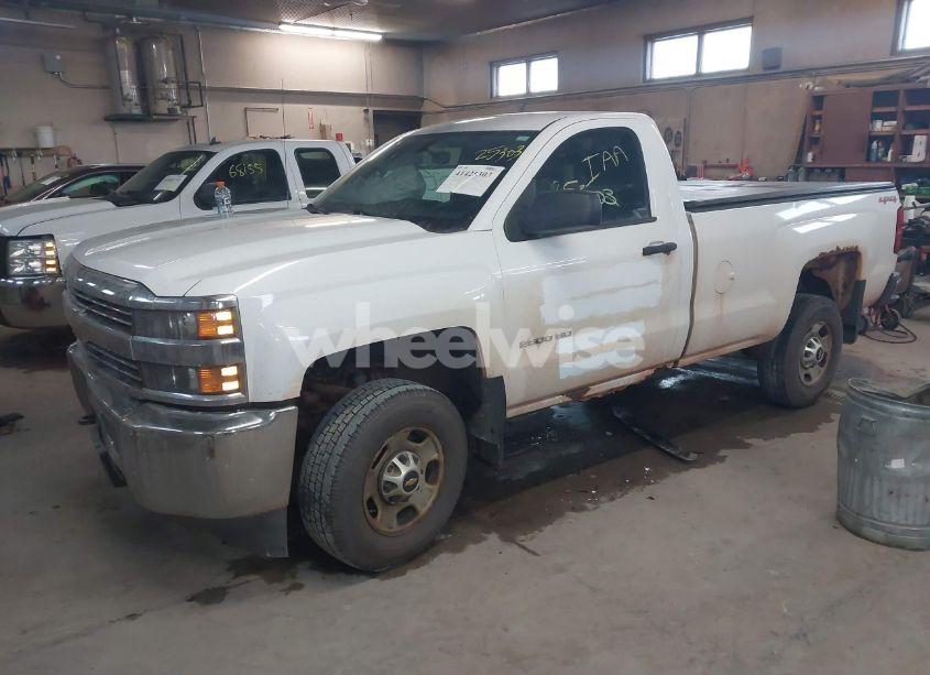 Photo 2 of 2015 Chevrolet Silverado 2500HD WT (VIN 1GC0KUEG8FZ111083)