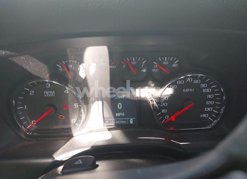 Photo 6 of 2015 Chevrolet Silverado 2500HD WT (VIN 1GC0KUEG8FZ111083)