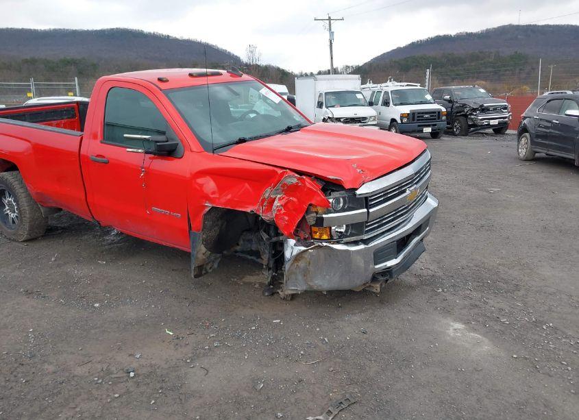 Photo 6 of 2017 Chevrolet Silverado 2500HD WT (VIN 1GC0KUEG9HZ176415)