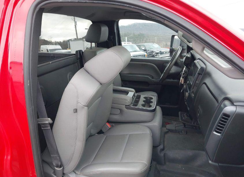 Photo 8 of 2017 Chevrolet Silverado 2500HD WT (VIN 1GC0KUEG9HZ176415)