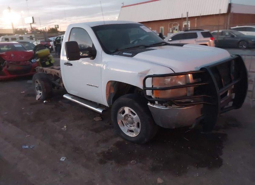 2012 Chevrolet Silverado 2500HD WORK TRUCK (VIN 1GC0KVC88CZ118984) main photo