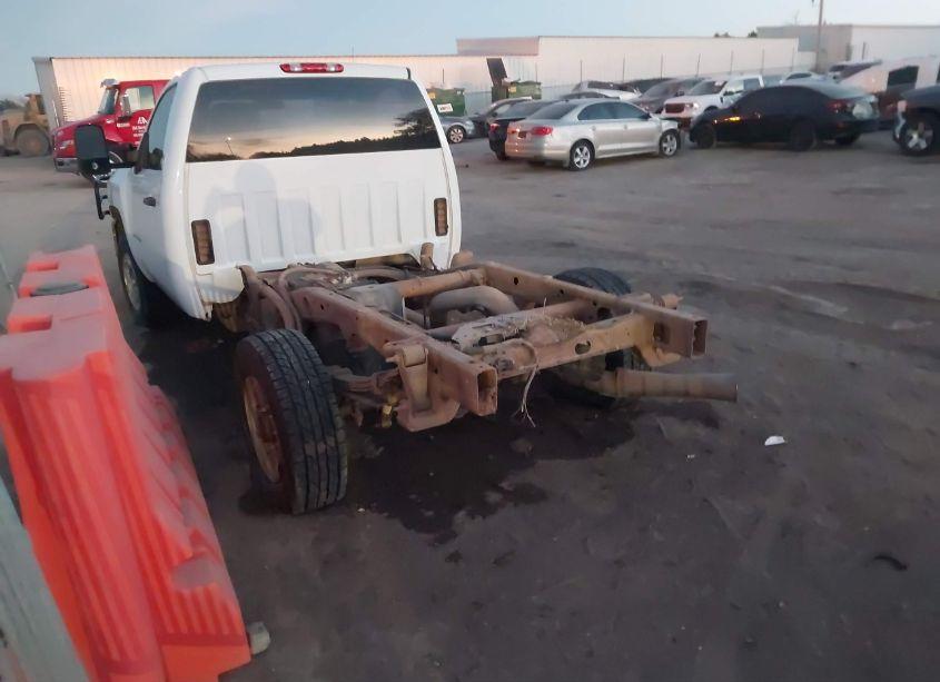 Photo 3 of 2012 Chevrolet Silverado 2500HD WORK TRUCK (VIN 1GC0KVC88CZ118984)