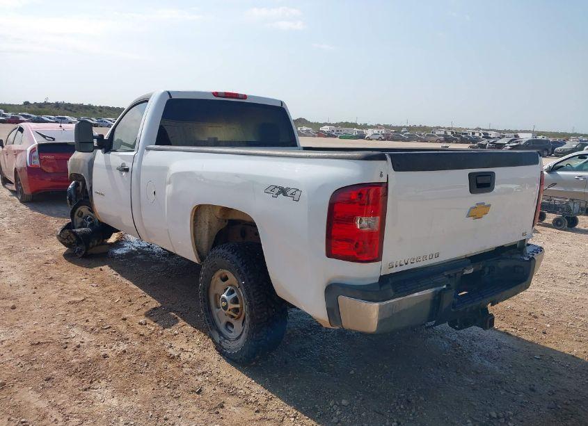 Photo 3 of 2011 Chevrolet Silverado 2500HD WORK TRUCK (VIN 1GC0KVCG6BZ334323)