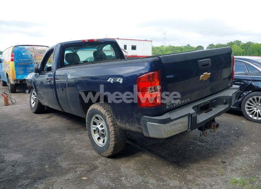 Photo 3 of 2012 Chevrolet Silverado 2500HD WORK TRUCK (VIN 1GC0KVCG6CZ173277)