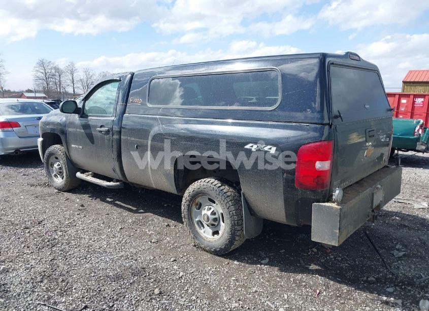 Photo 3 of 2012 Chevrolet Silverado 2500HD WORK TRUCK (VIN 1GC0KVCG9CZ106690)