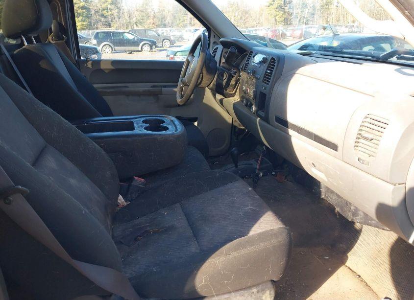 Photo 5 of 2011 Chevrolet Silverado 2500HD WORK TRUCK (VIN 1GC0KVCGXBF165392)