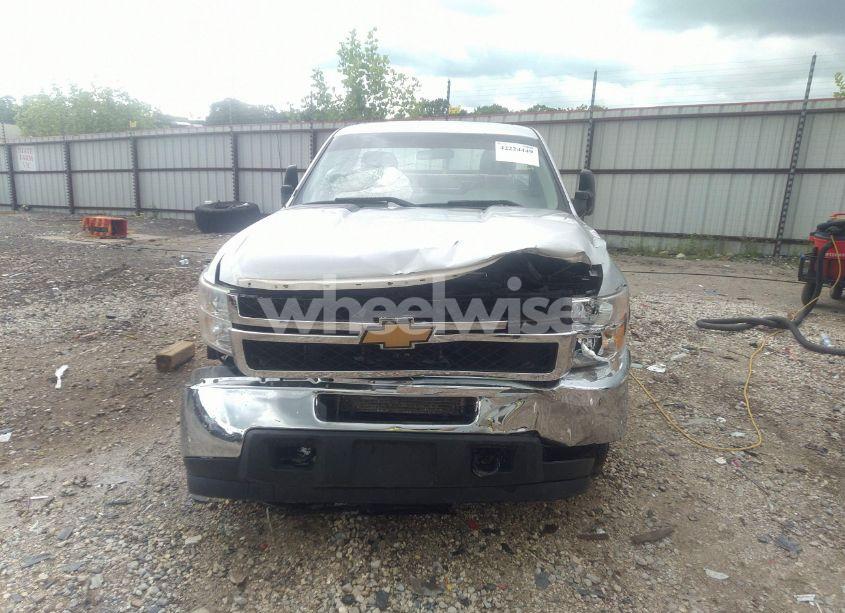 Photo 12 of 2014 Chevrolet Silverado 2500HD WORK TRUCK (VIN 1GC0KVCGXEF123504)