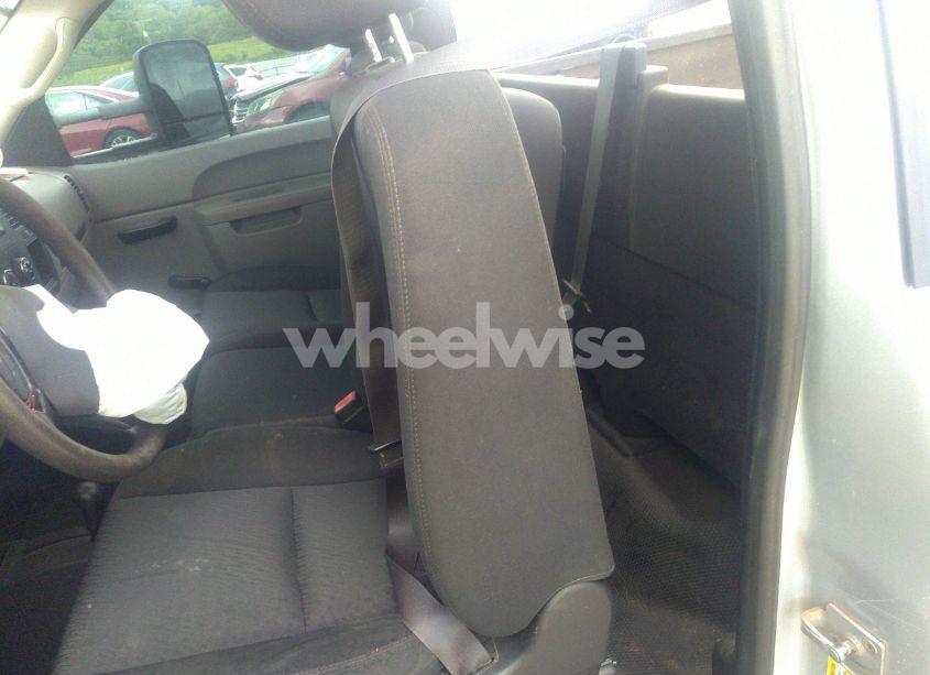 Photo 8 of 2014 Chevrolet Silverado 2500HD WORK TRUCK (VIN 1GC0KVCGXEF123504)