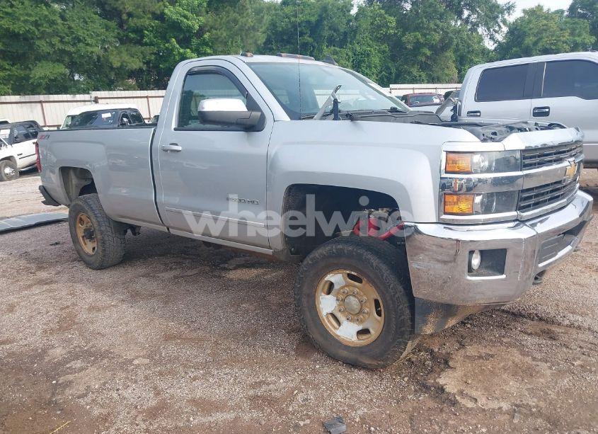 2015 Chevrolet Silverado 2500HD LT (VIN 1GC0KVEG3FZ549385) main photo