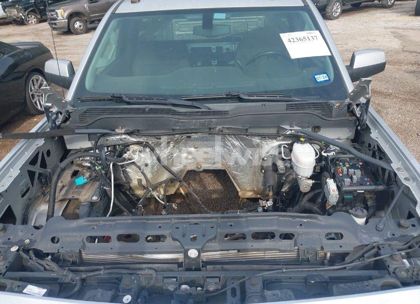 Photo 10 of 2015 Chevrolet Silverado 2500HD LT (VIN 1GC0KVEG3FZ549385)