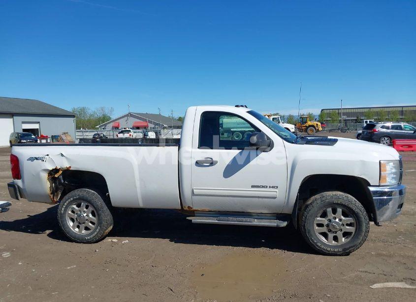 Photo 14 of 2012 Chevrolet Silverado 2500HD LT (VIN 1GC0KXCG3CZ103960)