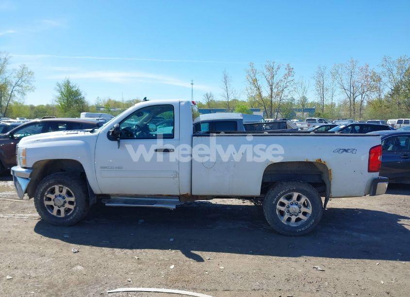 Photo 15 of 2012 Chevrolet Silverado 2500HD LT (VIN 1GC0KXCG3CZ103960)