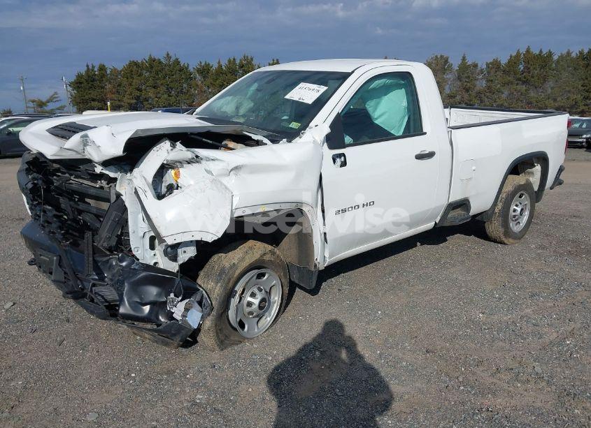 Photo 2 of 2022 Chevrolet Silverado 2500HD 2WD LONG BED WT (VIN 1GC0WLE74NF298059)