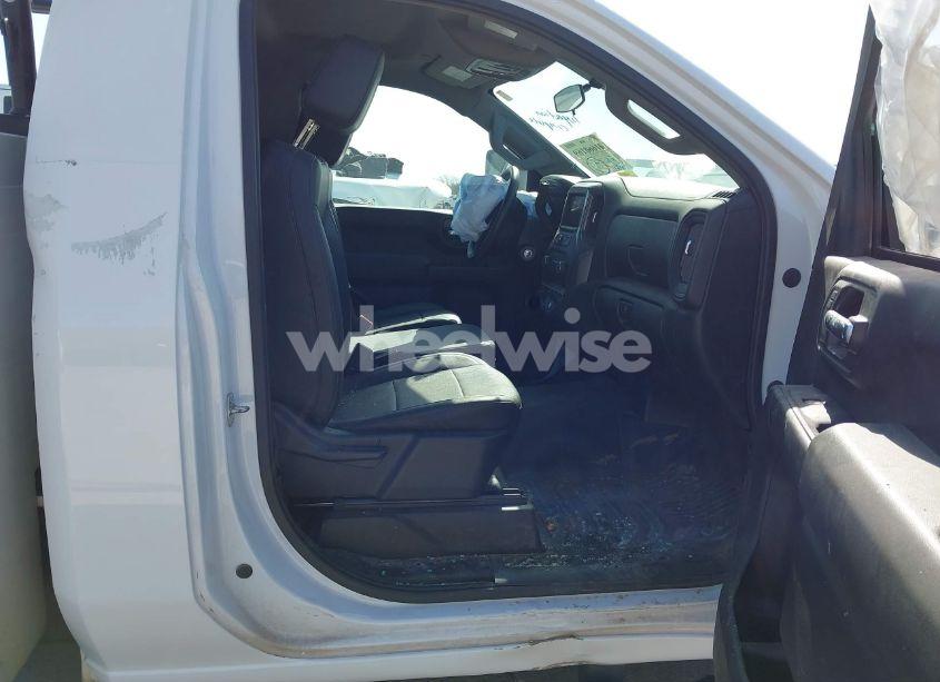 Photo 5 of 2022 Chevrolet Silverado 2500HD 2WD LONG BED WT (VIN 1GC0WLE7XNF327869)