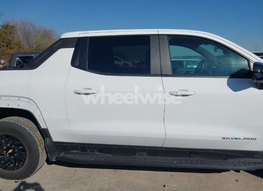 Photo 14 of 2024 Chevrolet Silverado EV WORK TRUCK (VIN 1GC10UEDXRU204415)