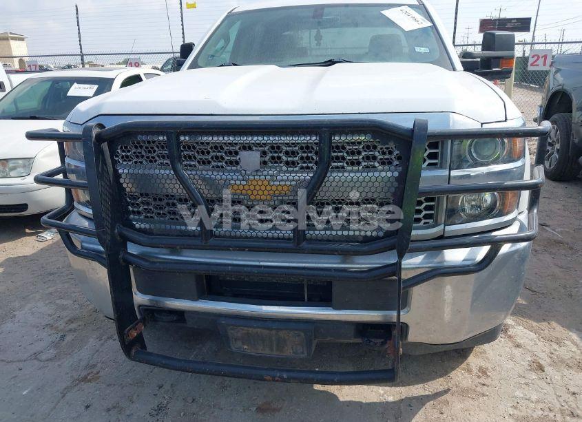 Photo 12 of 2019 Chevrolet Silverado 2500HD WT (VIN 1GC1CREG1KF136045)