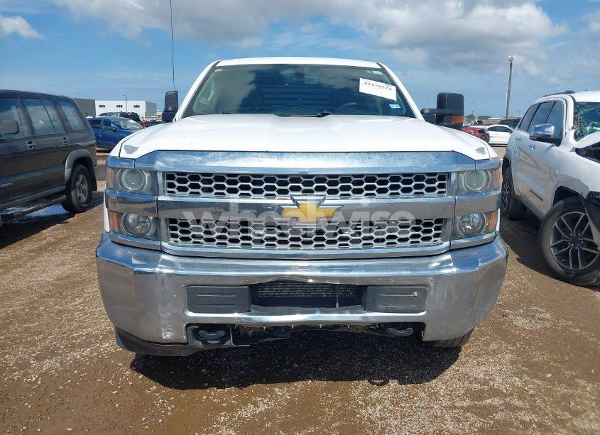 Photo 12 of 2019 Chevrolet Silverado 2500HD WT (VIN 1GC1CREG2KF220763)
