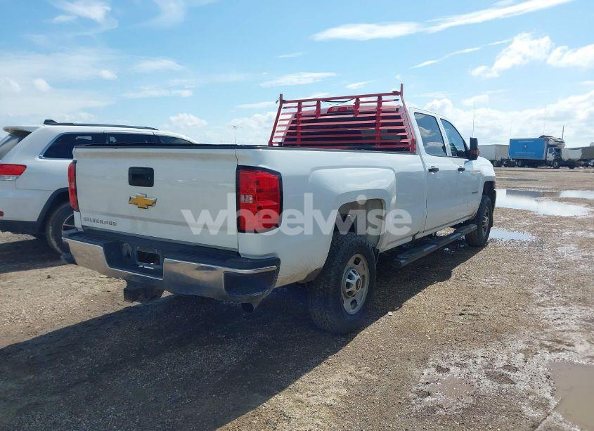 Photo 4 of 2019 Chevrolet Silverado 2500HD WT (VIN 1GC1CREG2KF220763)