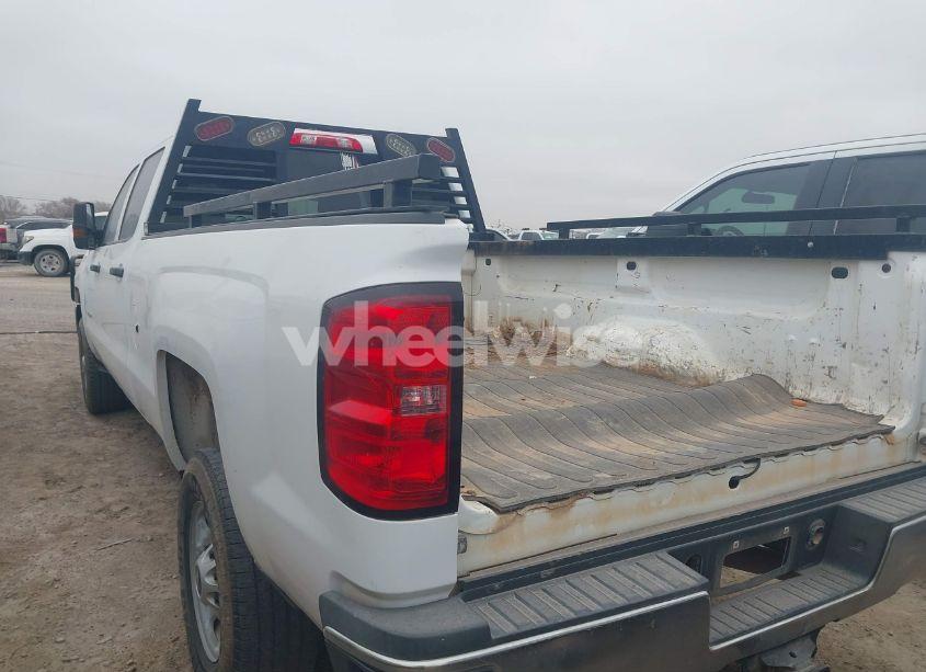 Photo 6 of 2019 Chevrolet Silverado 2500HD WT (VIN 1GC1CREGXKF125318)