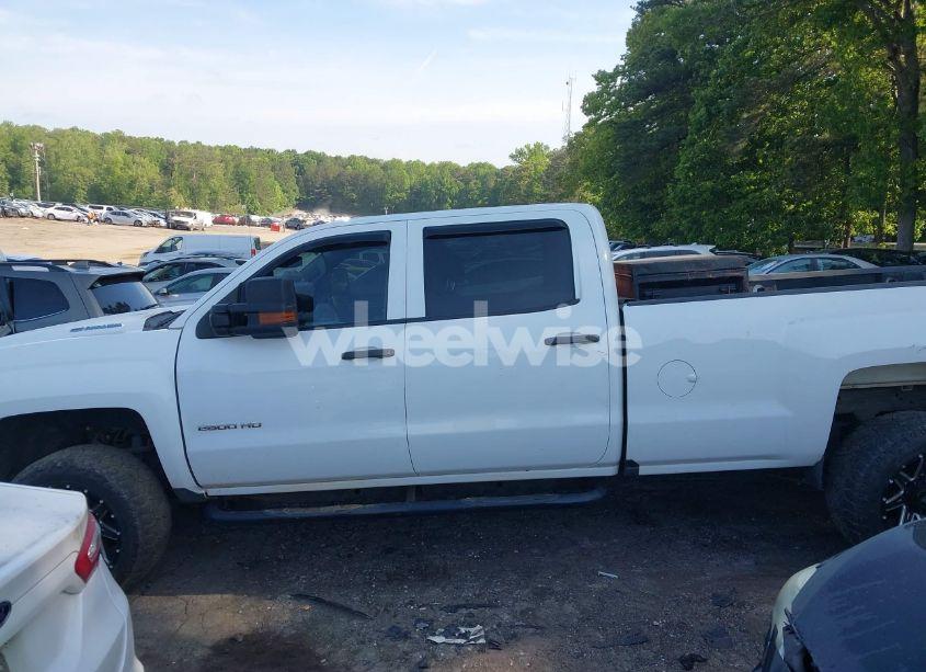 Photo 14 of 2016 Chevrolet Silverado 2500HD WT (VIN 1GC1CUE80GF217850)