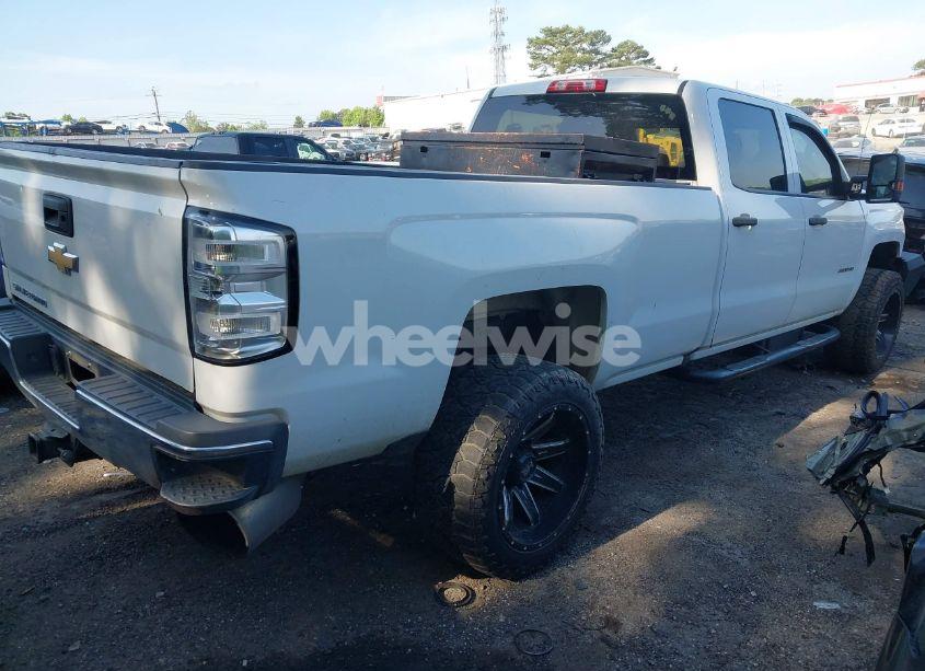 Photo 4 of 2016 Chevrolet Silverado 2500HD WT (VIN 1GC1CUE80GF217850)