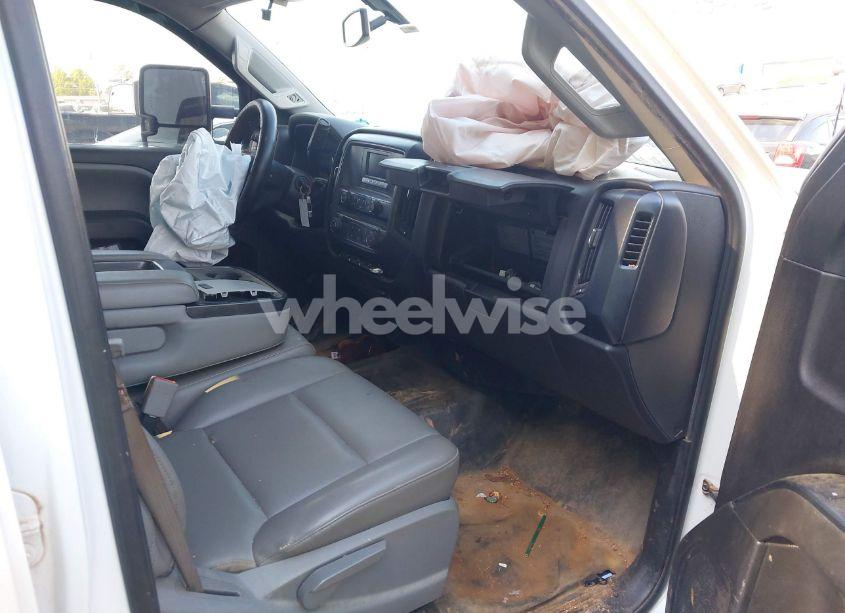 Photo 5 of 2016 Chevrolet Silverado 2500HD WT (VIN 1GC1CUE80GF217850)