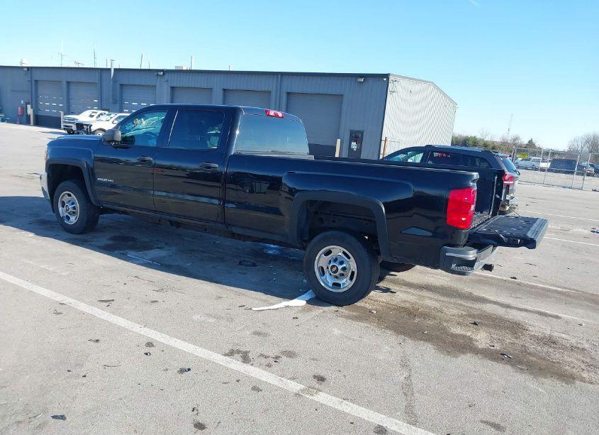 Photo 3 of 2015 Chevrolet Silverado 2500HD WT (VIN 1GC1CUEG0FF627540)