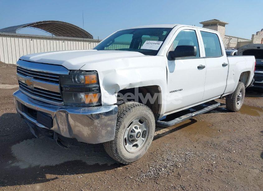 Photo 2 of 2017 Chevrolet Silverado 2500HD WT (VIN 1GC1CUEG2HF145753)