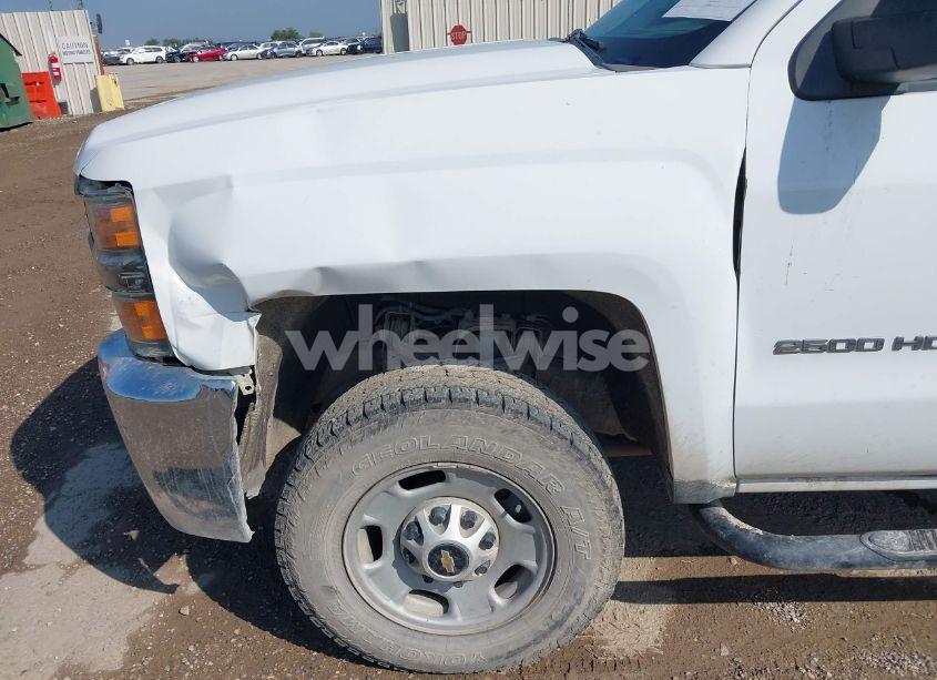 Photo 6 of 2017 Chevrolet Silverado 2500HD WT (VIN 1GC1CUEG2HF145753)