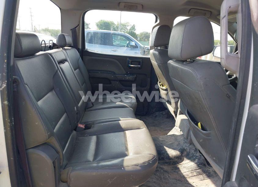 Photo 8 of 2017 Chevrolet Silverado 2500HD WT (VIN 1GC1CUEG2HF145753)