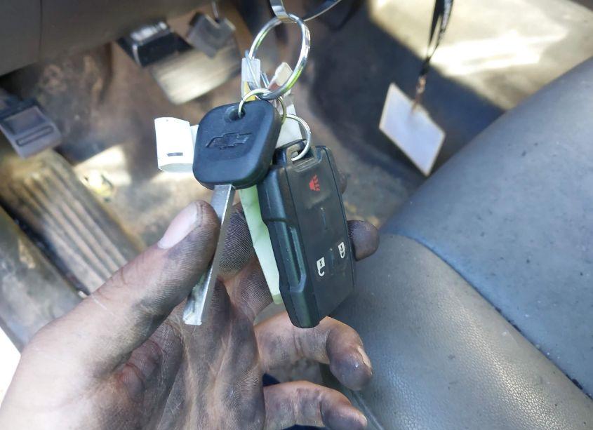 Photo 11 of 2018 Chevrolet Silverado 2500HD (VIN 1GC1CUEG3JF175298)