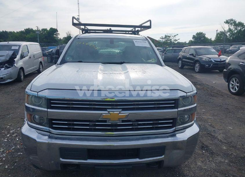 Photo 12 of 2015 Chevrolet Silverado 2500HD WT (VIN 1GC1CUEG4FF163717)