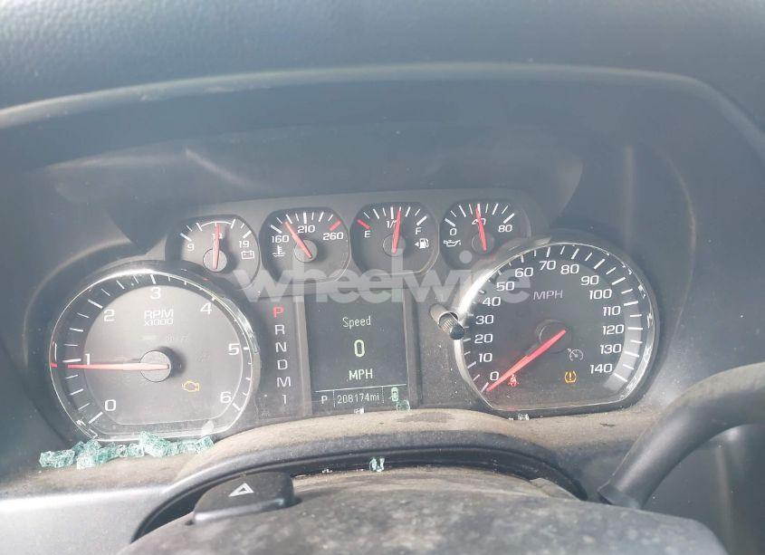 Photo 7 of 2015 Chevrolet Silverado 2500HD WT (VIN 1GC1CUEG4FF163717)