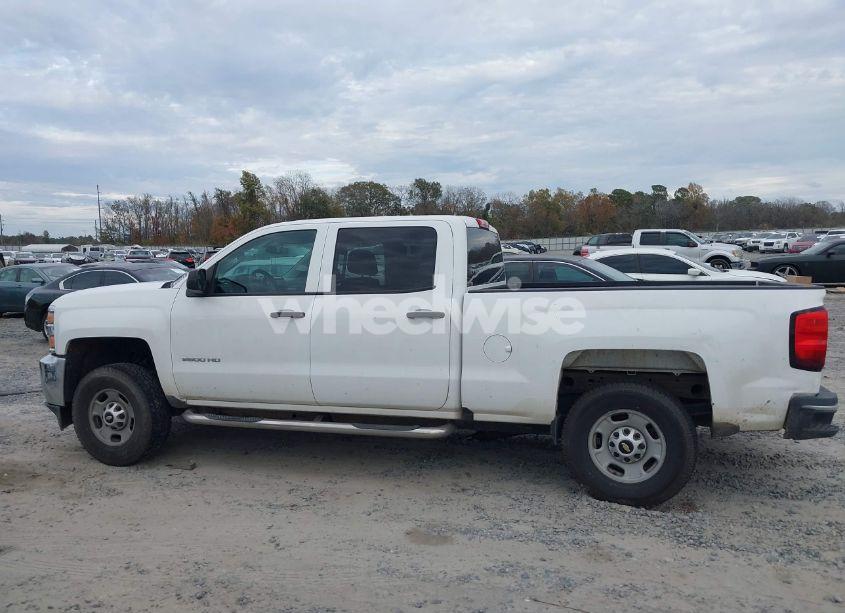 Photo 13 of 2016 Chevrolet Silverado 2500HD WT (VIN 1GC1CUEG6GF135824)