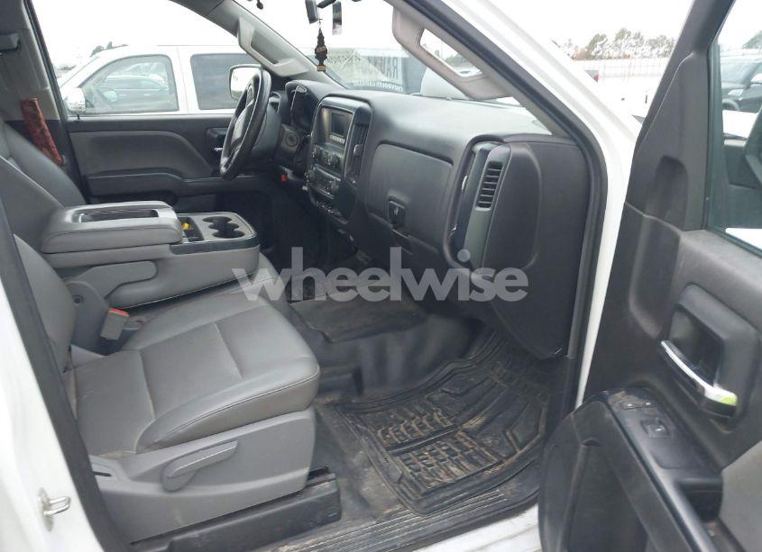 Photo 5 of 2016 Chevrolet Silverado 2500HD WT (VIN 1GC1CUEG6GF135824)