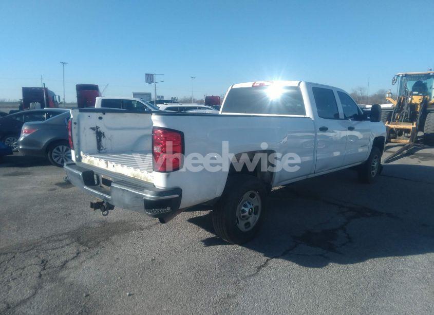 Photo 4 of 2015 Chevrolet Silverado 2500HD WT (VIN 1GC1CUEG7FF532800)