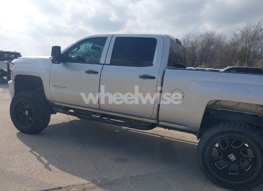 Photo 14 of 2015 Chevrolet Silverado 2500HD WT (VIN 1GC1CUEG8FF117713)