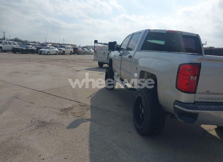 Photo 3 of 2015 Chevrolet Silverado 2500HD WT (VIN 1GC1CUEG8FF117713)